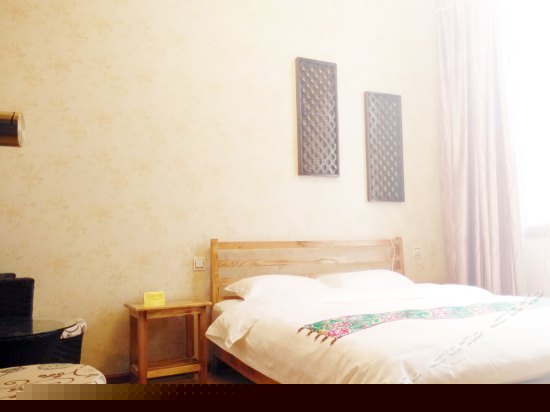 精致大床房（一见钟情）