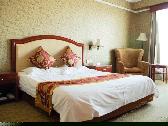 五楼商务大床房