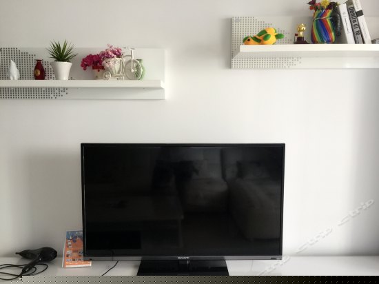 蓝色港湾阳台海景两房一厅