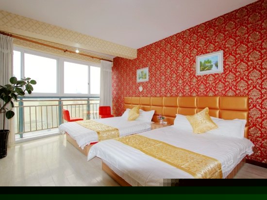 海景家庭四人间