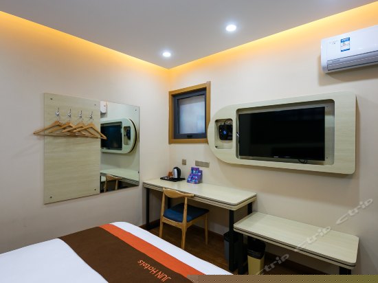 标准大床房(无窗)