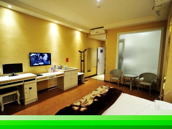 商务时尚大床房