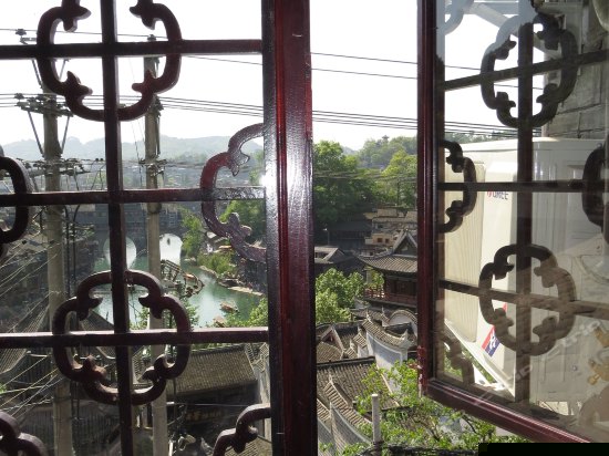 江景天窗三人房