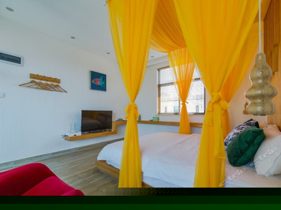 简约舒适大床房