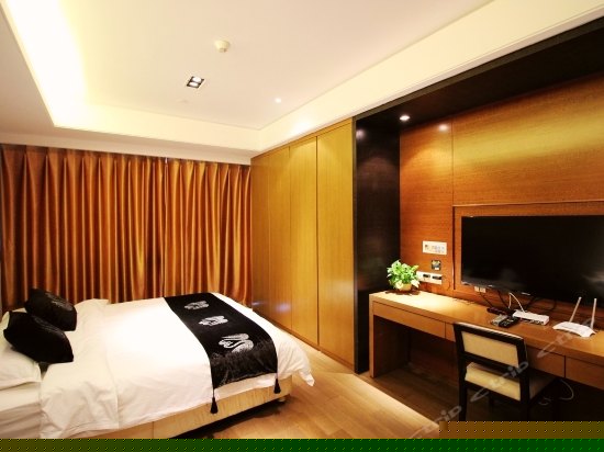 精品城景大床房