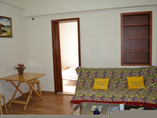 家庭两居套房(内宾)