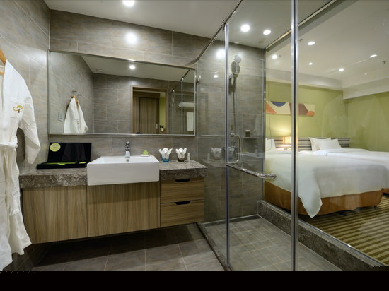 晶赞豪华双床房