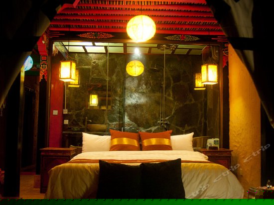 露台观景间-布达拉宫景