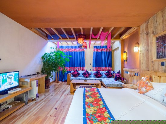 白族特色大床房