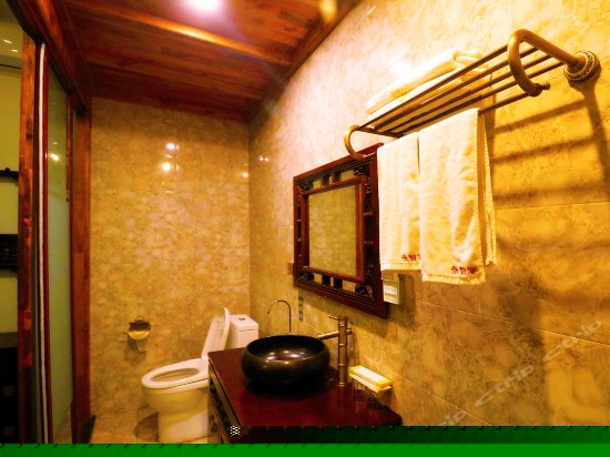 豪华龙凤架子床房