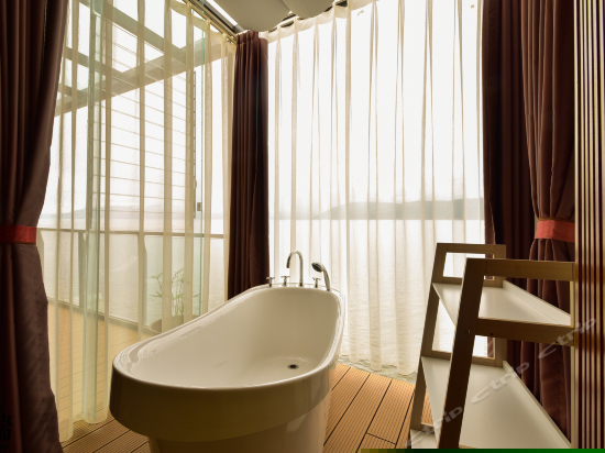 豪华海景家庭套房