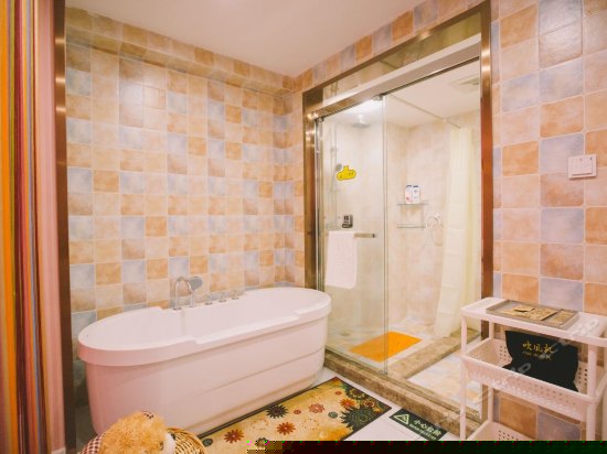 水晶之恋恒温水床房