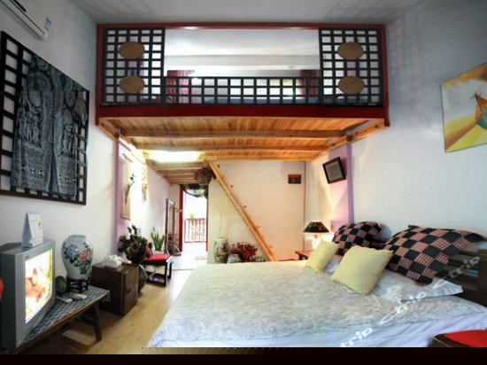 5人小阁楼（家庭式）