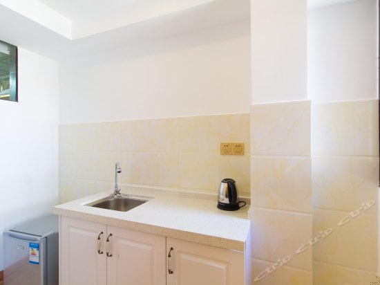 山海景美式一室一厅