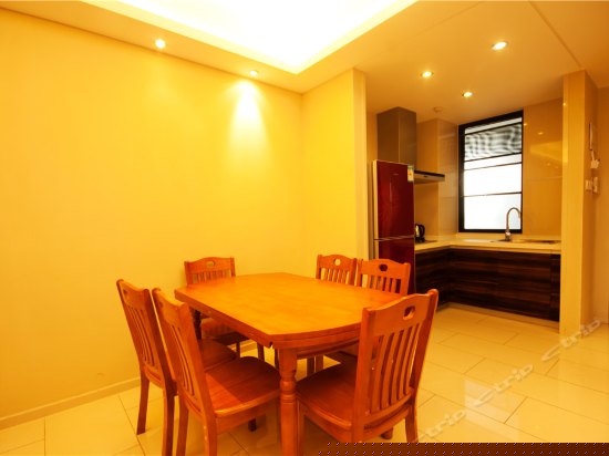 豪华开放式大床房