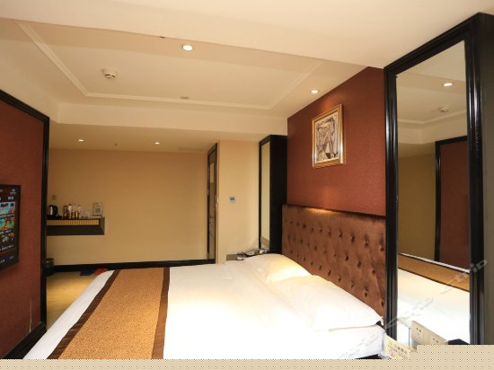 特价大床房（无窗）