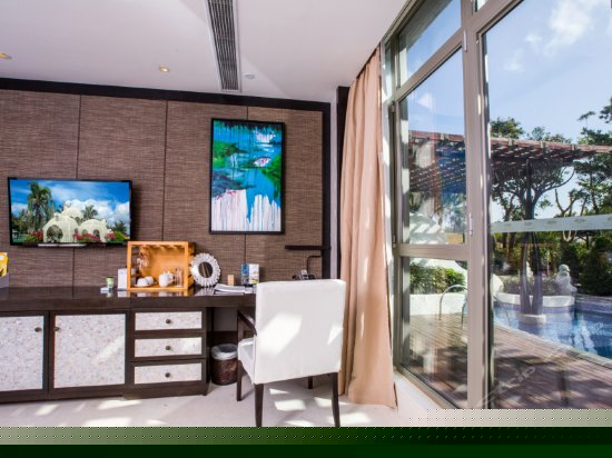 珊瑚家庭池畔两室一厅复式套房