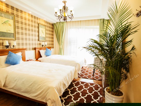 典雅园景双床房