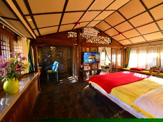 青城观景大床房