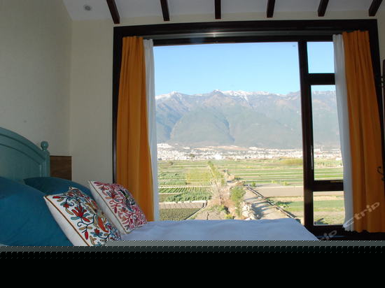 寒露精致田园情侣间