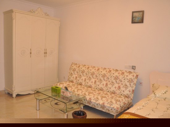 豪华舒适大床房