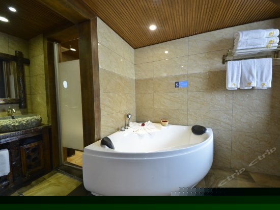 风情院璀璨朝阳观景复式套房