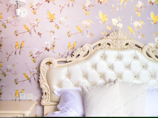 梦幻鸟林豪华大床房