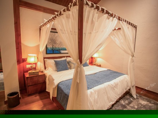 典雅商务山景套房