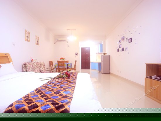 看海景观大床房