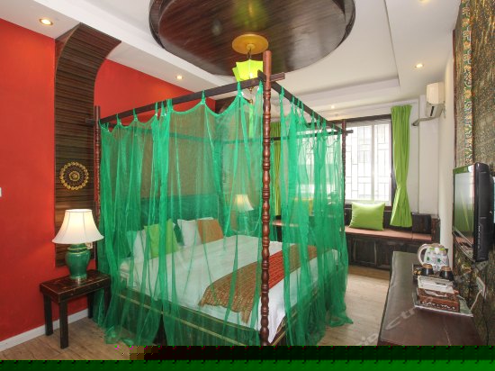 泰式高级大床房