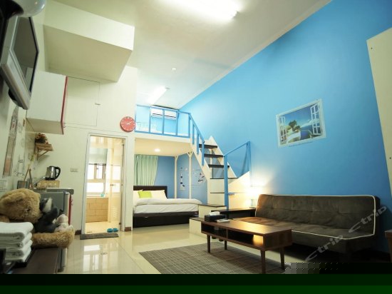 地中海风格温馨四人房