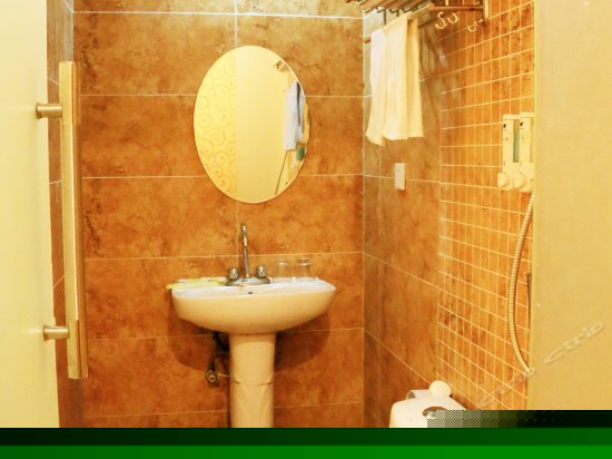 特价大床房(无窗)