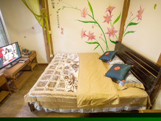 一楼醉美时光大床房