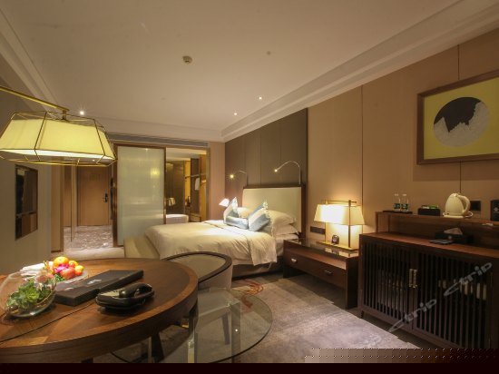 行政景观大床房