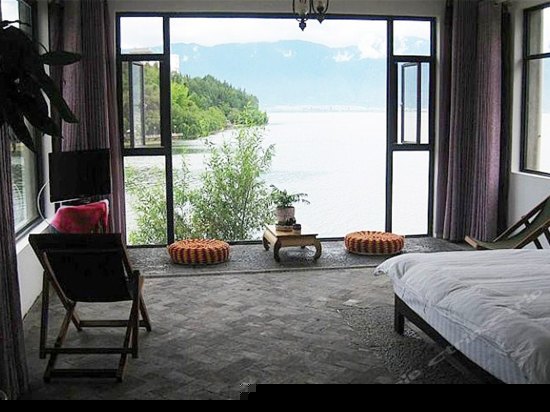 特色海景大床房