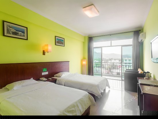 青心世界双床房