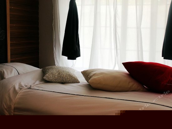 一楼墨年标准间