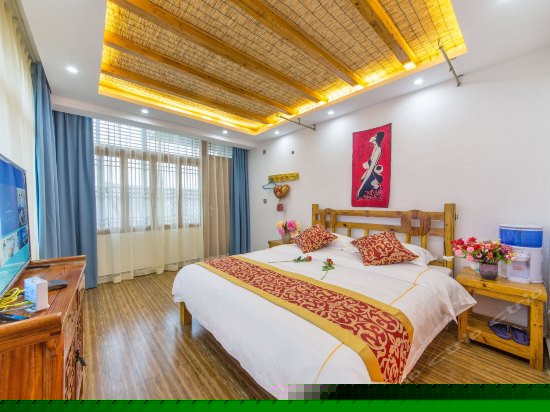 古典阳光大床房