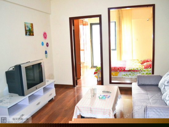 时尚大床房（内宾）