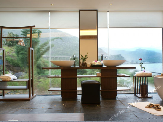 诗人空间海景房