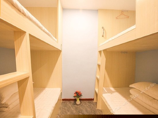 六人间（床位）