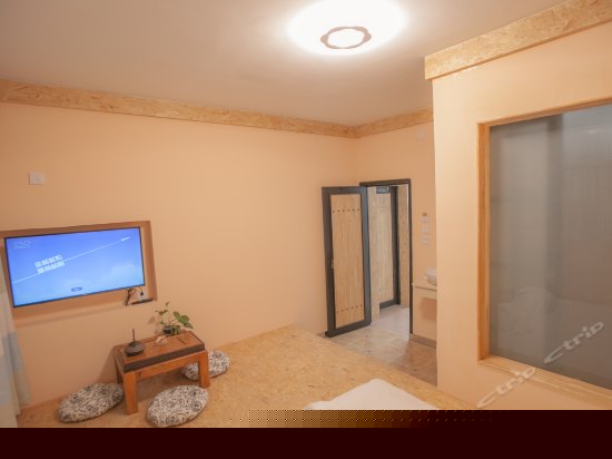 经济大床房(雅趣)(无窗)