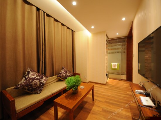 中式温馨小套房
