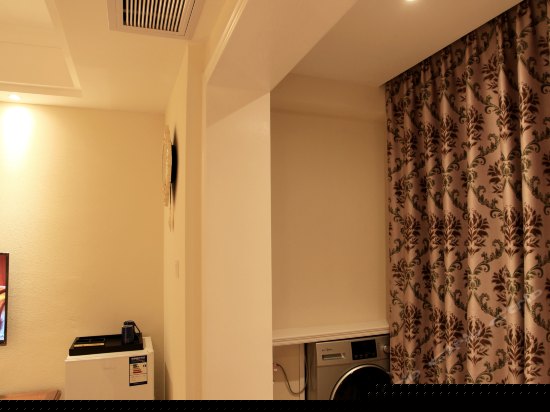 高级商务大床房