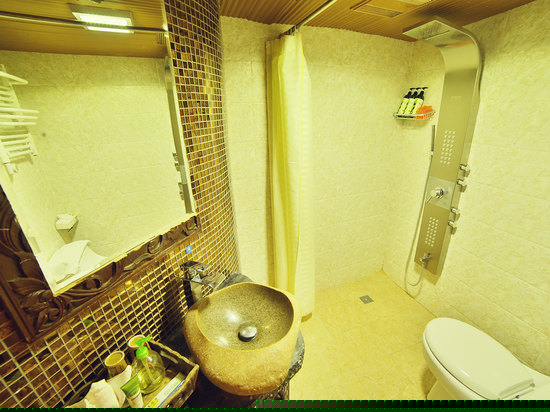 蜜月圆床房（金轮）