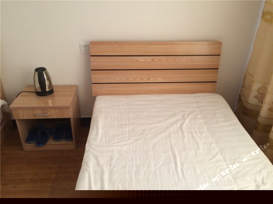 双人间(床位)(含三餐)