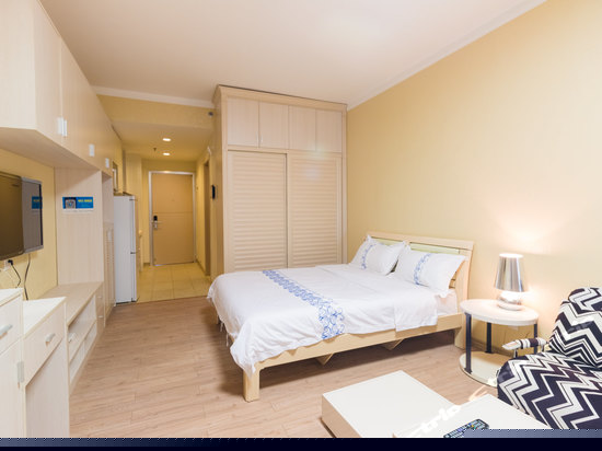 澳门城景商务大床房