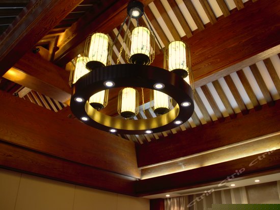 商务套房大床房