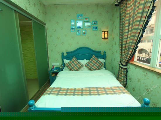 浪漫风情大床房