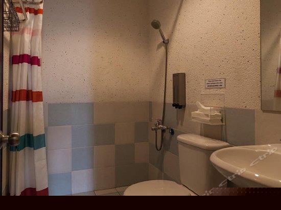 团体四人房（无窗）